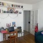 2 Pieces A Montmatre