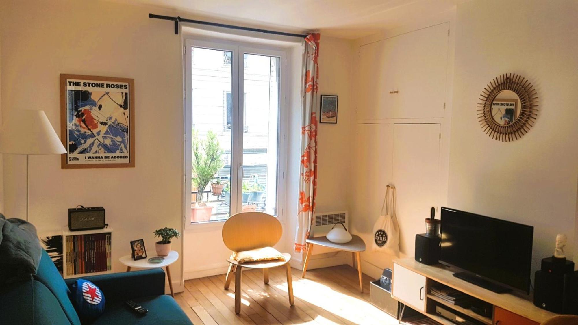 2 Pieces A Montmatre Apartment